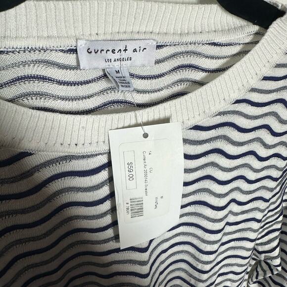 NEW Current Air White Blue Wavy Knit Top Size Medium Striped Short Sleeve - Picture 2 of 9
